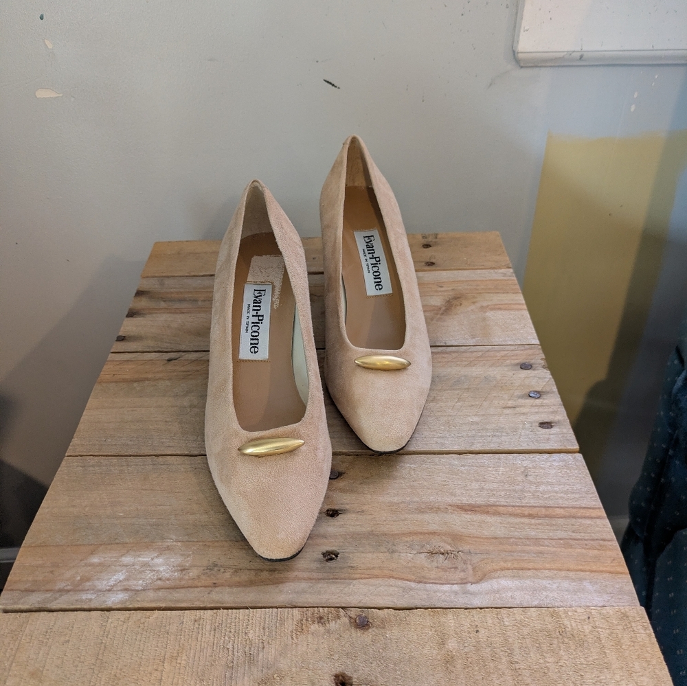Vintage Beige Suede Heels with Gold Accent And Leather Sole Made In Spain